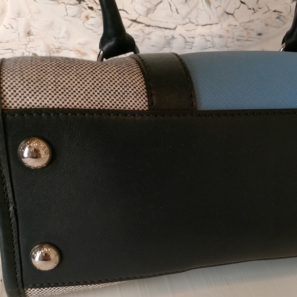 ❤️SOLD❤️Michael Kors Hamilton East West Bag. - Picture 4 of 7